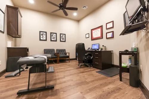 Snodgrass Family Chiropractic business background image